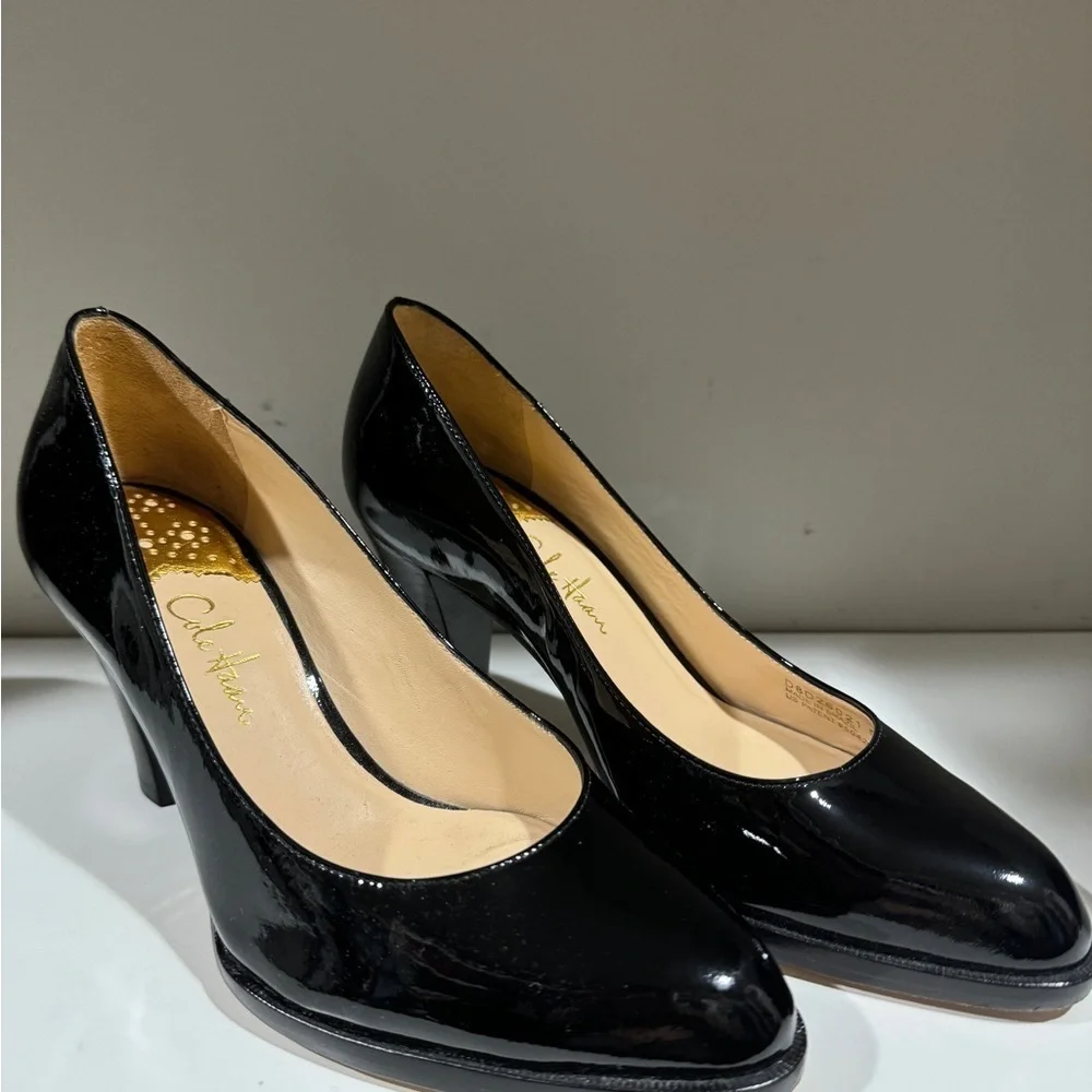 Class! Cole Haan Black Patent Leather Heels - Sz 6 EUC